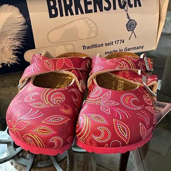 New in Box Birkenstock Dorian Kids Red Paisley Sandals sz 10-10 1/2 ( 28 ) - Picture 10 of 10